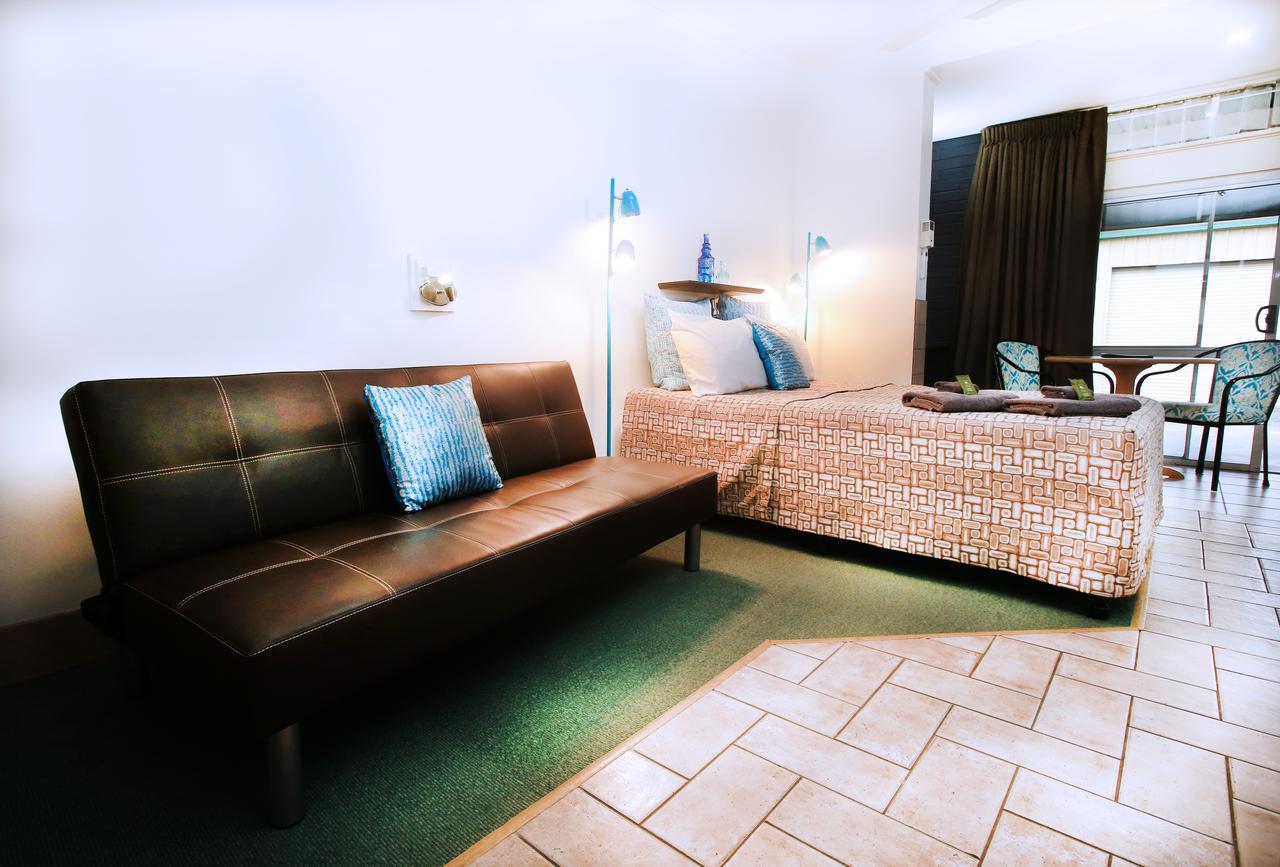 Central Motel Gin Gin Ngoại thất bức ảnh